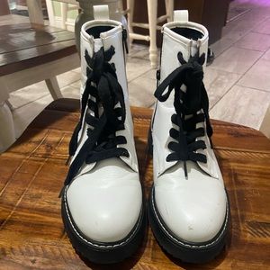 MaddenGirl Boots